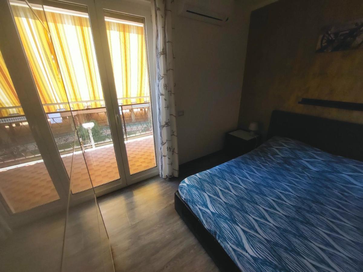 Casa Laura Lejlighed Ventimiglia Eksteriør billede