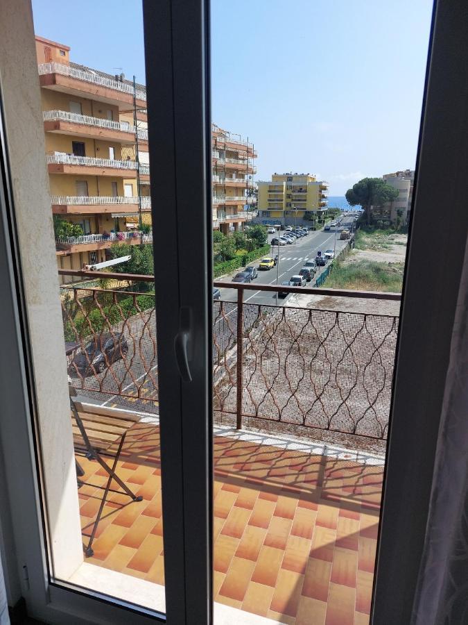 Casa Laura Lejlighed Ventimiglia Eksteriør billede