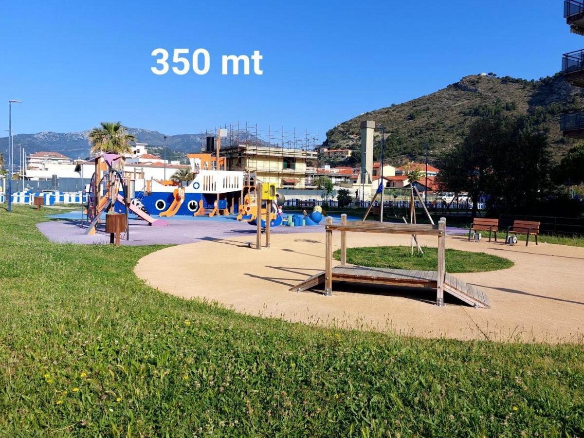 Casa Laura Lejlighed Ventimiglia Eksteriør billede